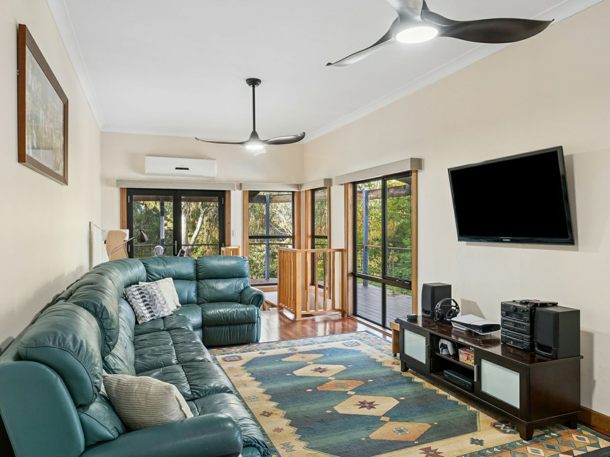 72 Railway Parade, Warrimoo - image 2