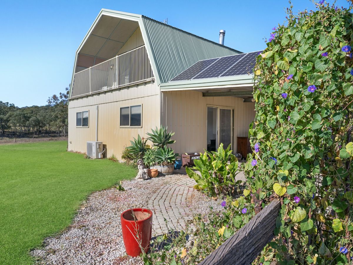 837 Packham Drive, Molong - image 2