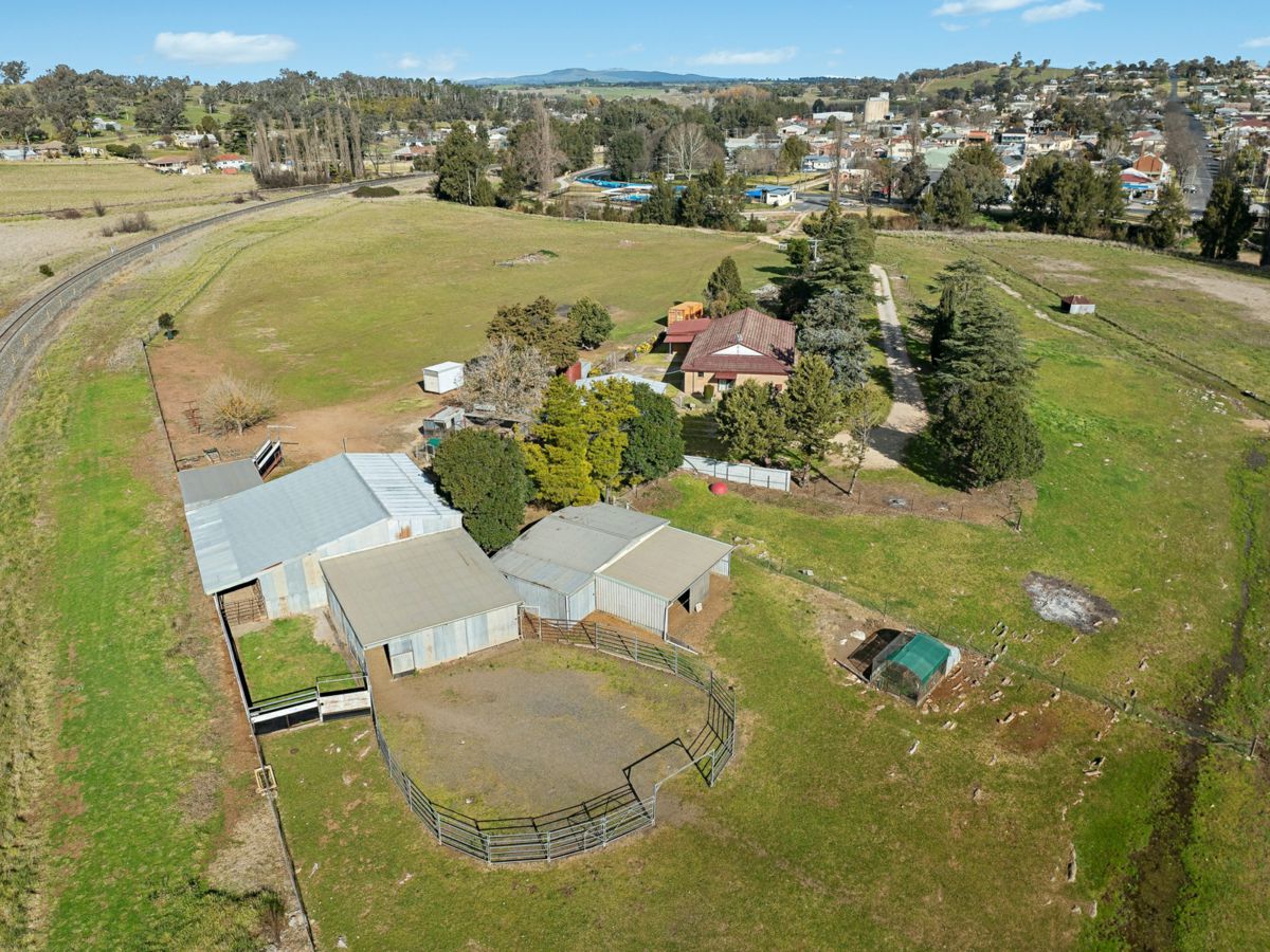 1 Hill Street, Molong - image 1