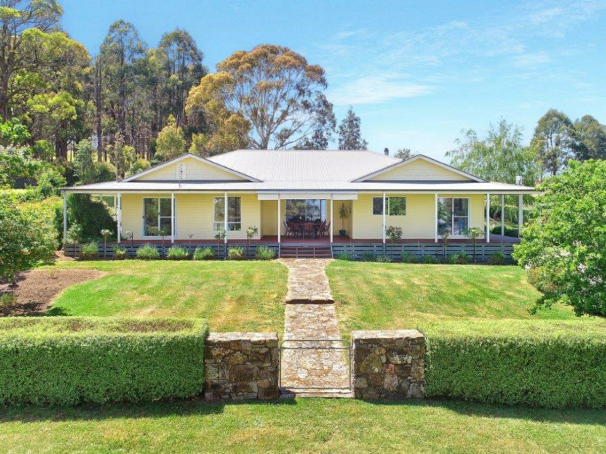 1011 Tabletop Road, Tolmie - image 2