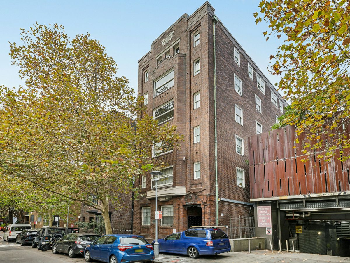 43/20 Springfield Avenue, Potts Point - image 2