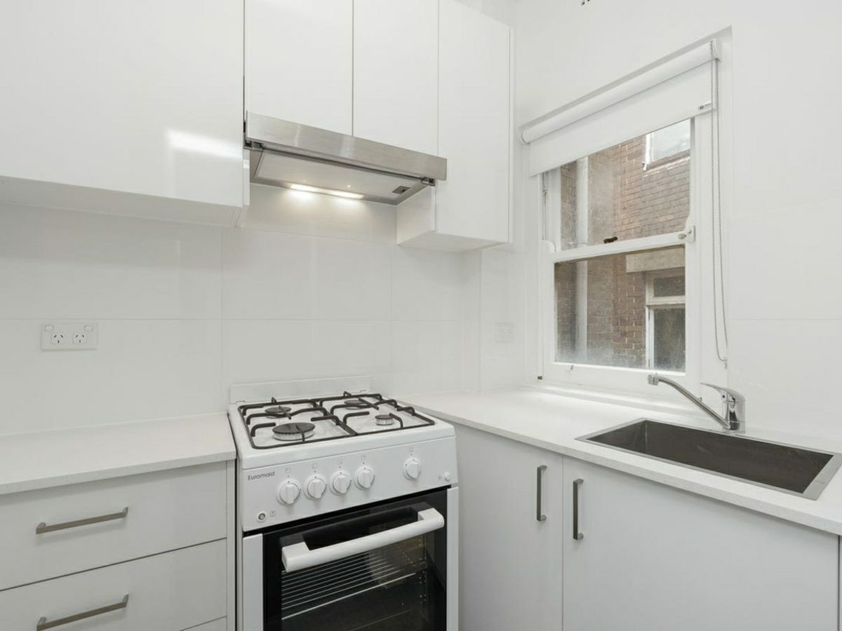 12/2 Kellett Way, Potts Point - image 3