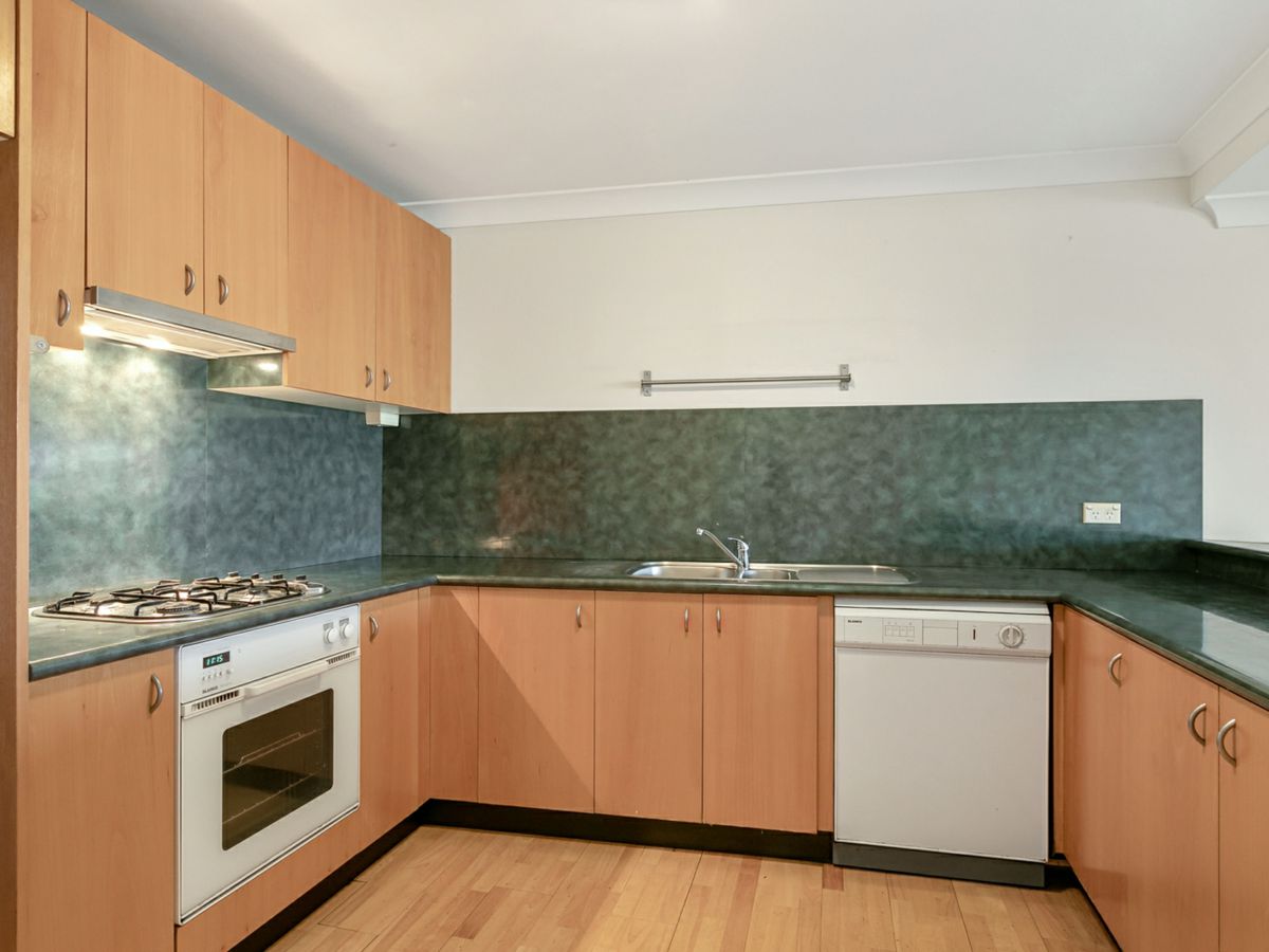408/188 Chalmers Street, Surry Hills - image 3