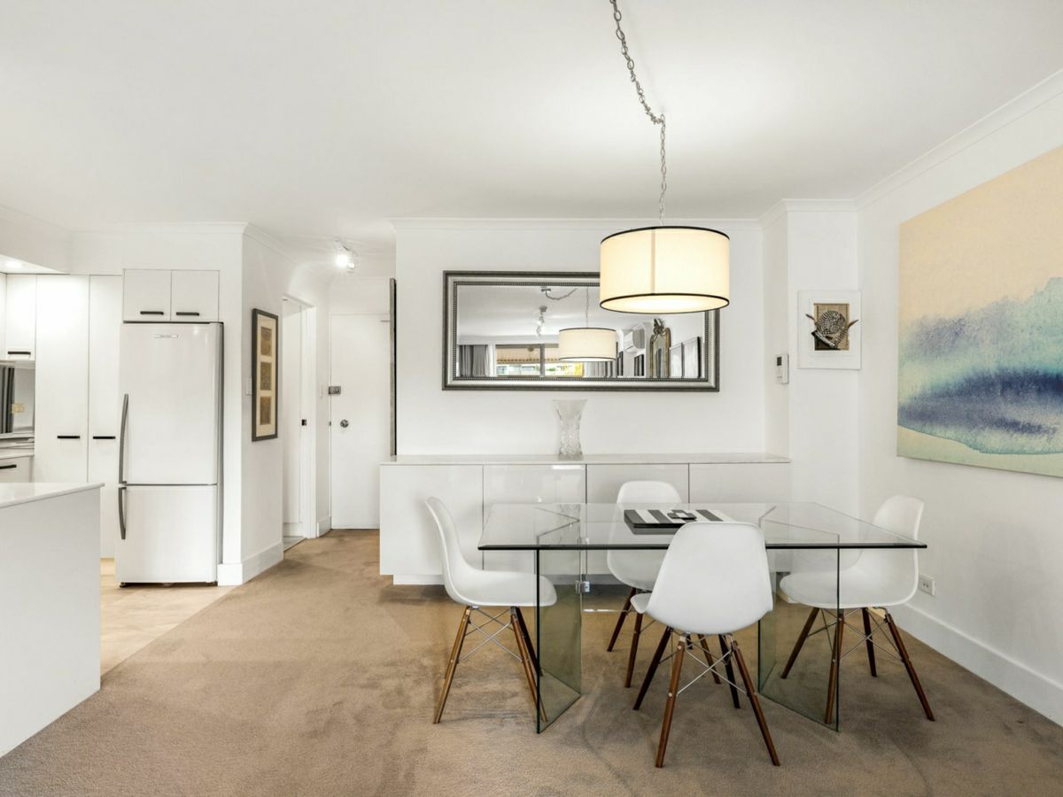137/71 Victoria Street, Potts Point - image 2