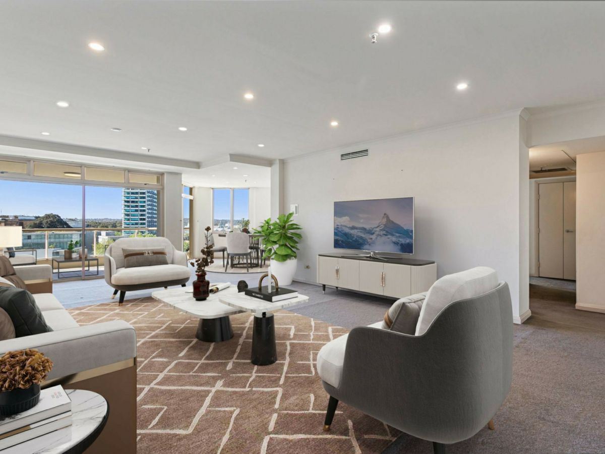 706/63 Crown Street, Woolloomooloo - image 1