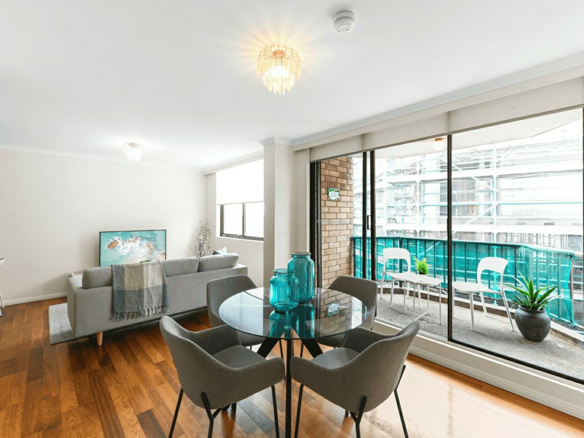 30/322 Bourke Street, Surry Hills - image 2
