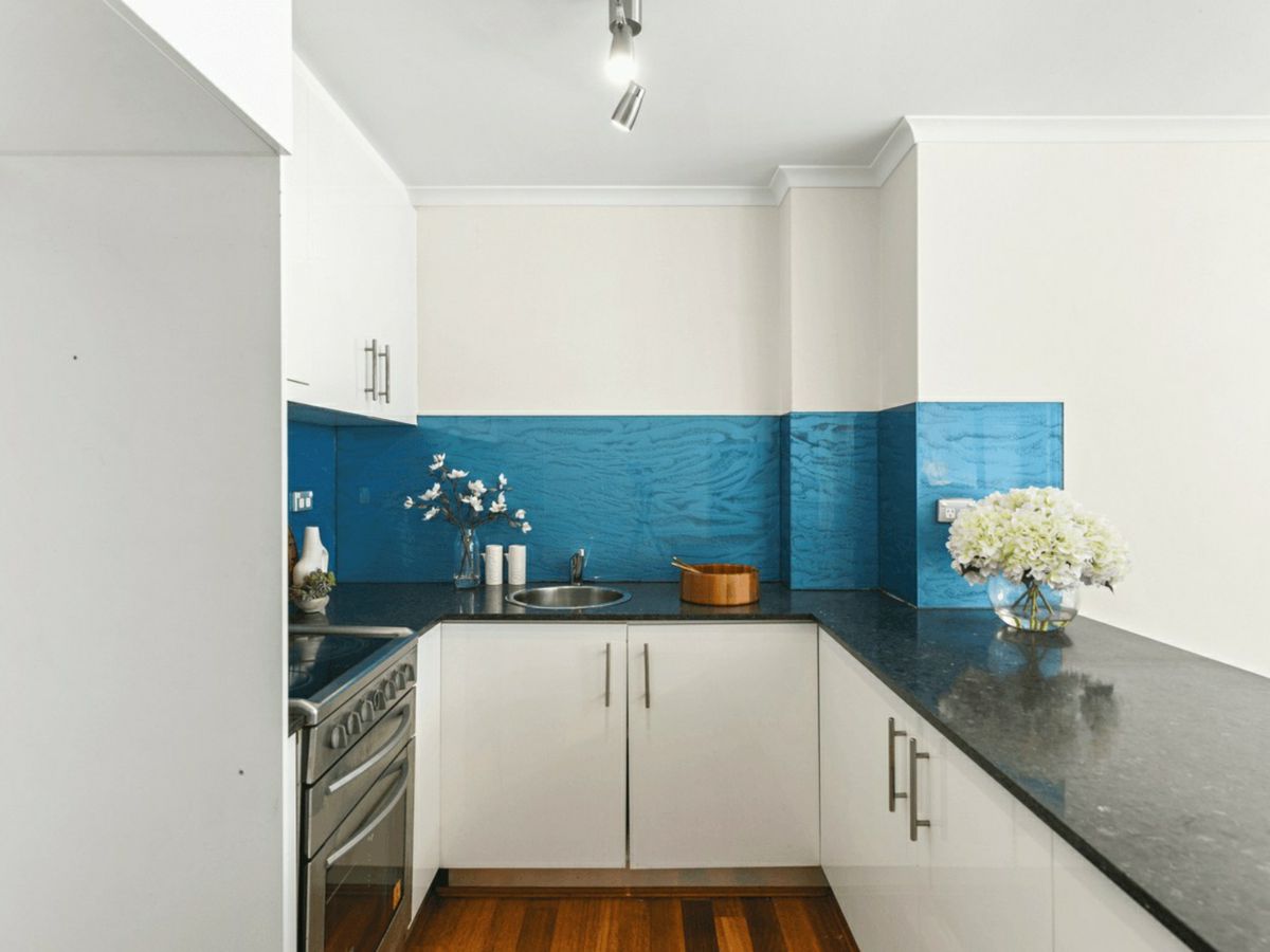 30/322 Bourke Street, Surry Hills - image 3