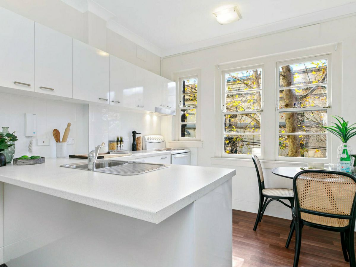 12/103 Cathedral Street, Woolloomooloo - image 1