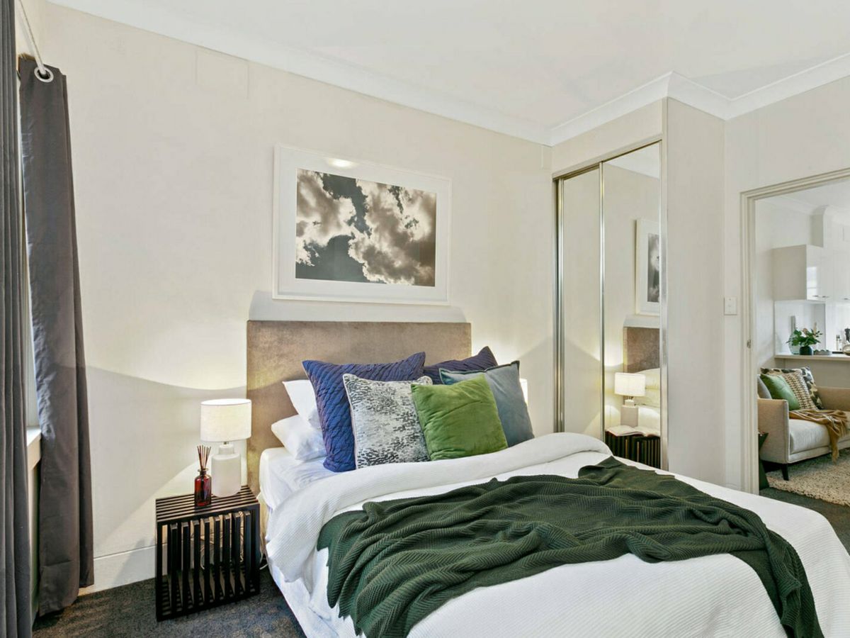 12/103 Cathedral Street, Woolloomooloo - image 2