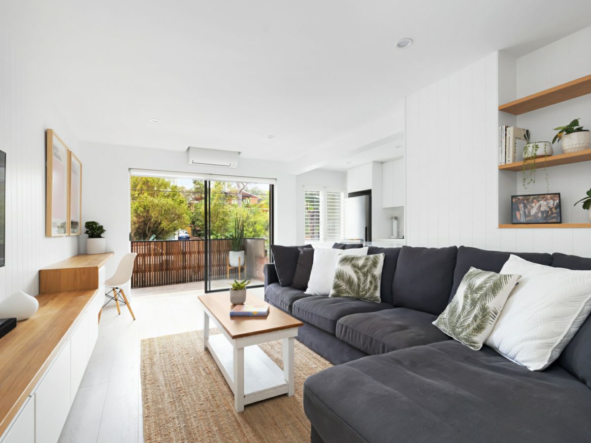 2/28 Gladstone Street, Newport - image 1