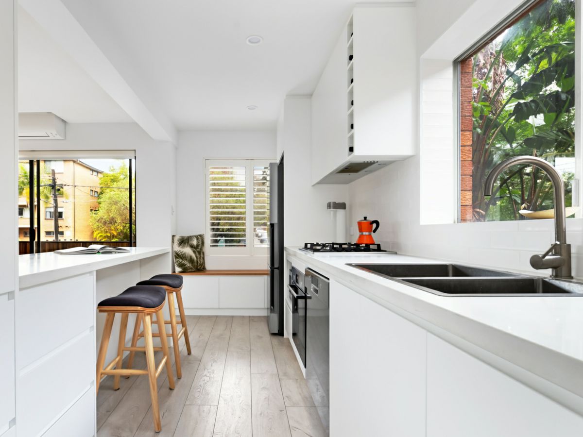 2/28 Gladstone Street, Newport - image 2