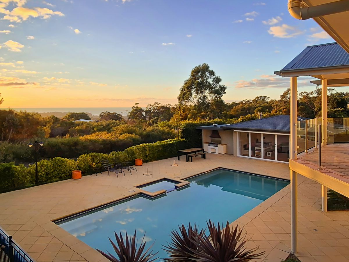 18 Boronia Road, Ingleside - image 2