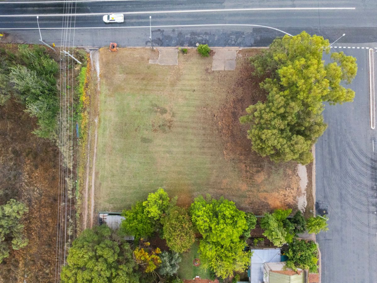 130-132 Larmer Street, Narrandera - image 3
