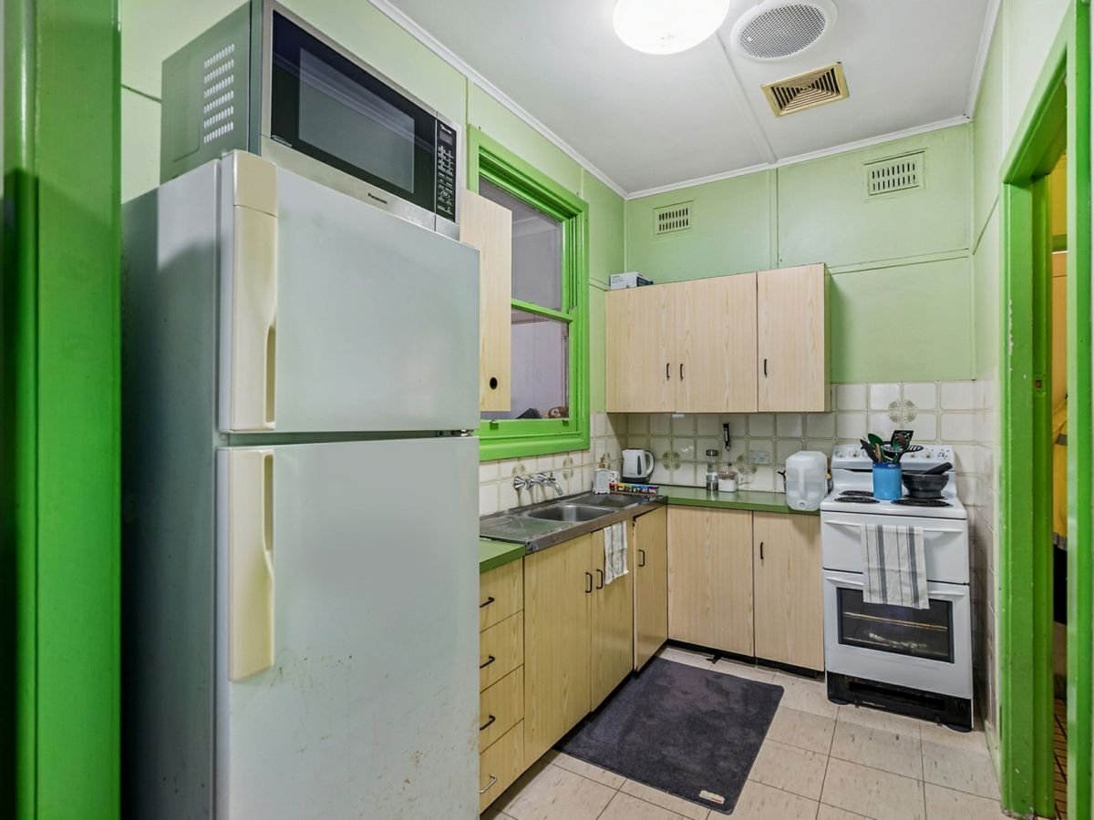 38 Frederica Street, Narrandera - image 2
