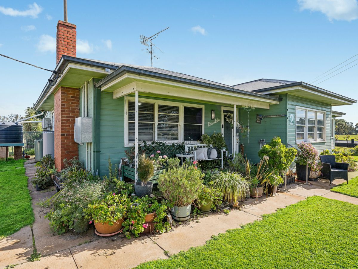 2-16 Sugden Street, Narrandera - image 1
