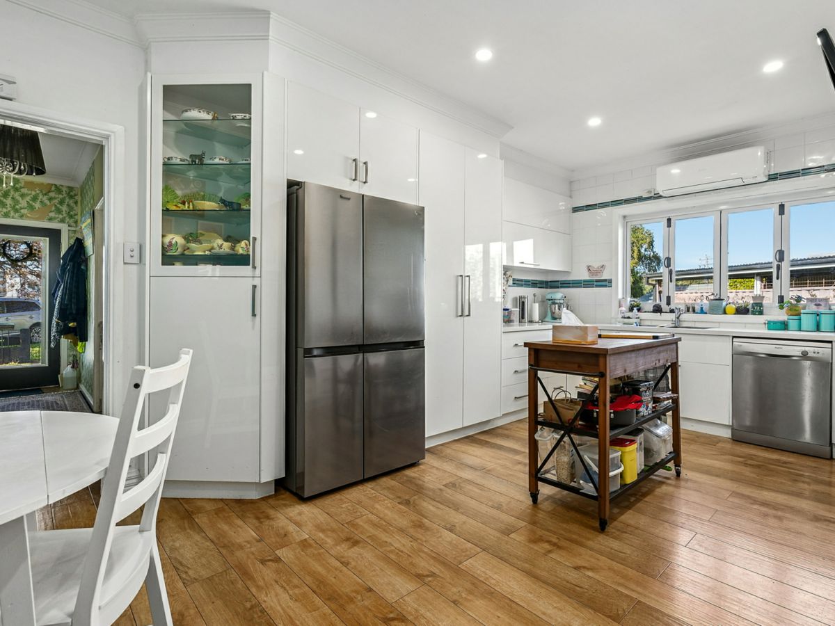 2-16 Sugden Street, Narrandera - image 3