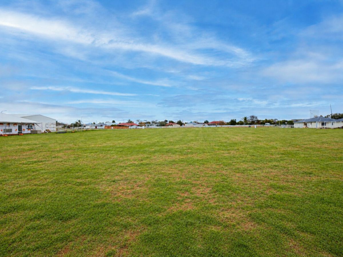 8 Duncan Street, Temora - image 2