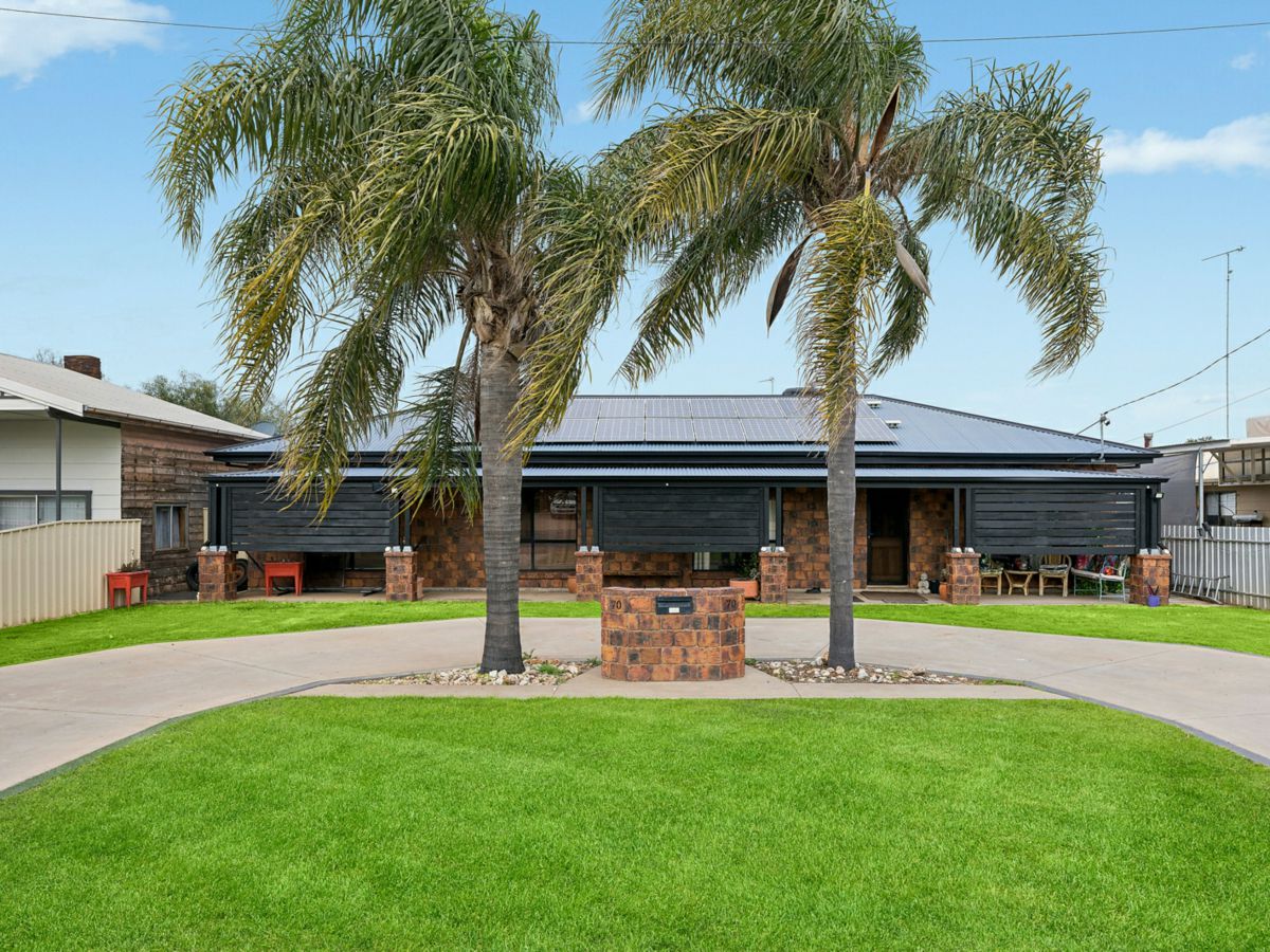 70 Cassin Street, Wyalong - image 1