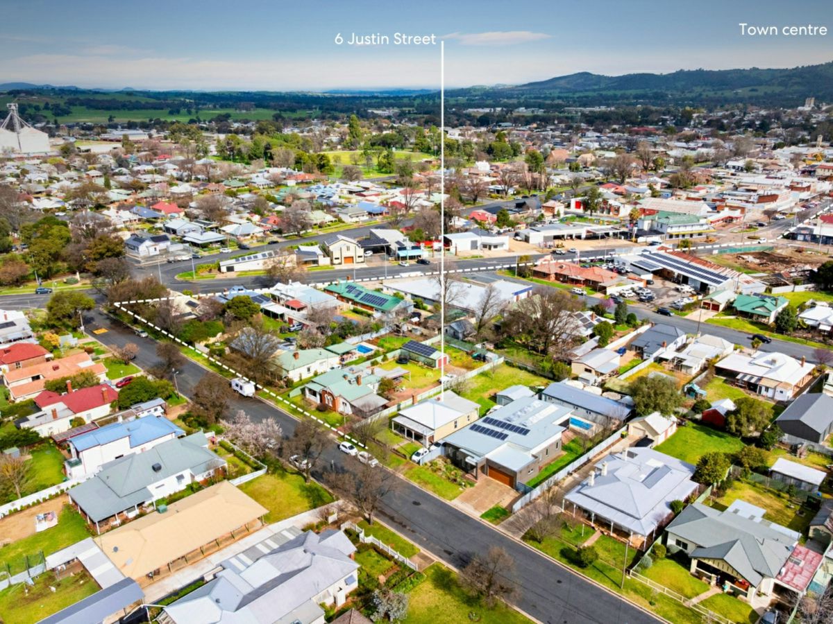 6 Justin Street, Cootamundra - image 2