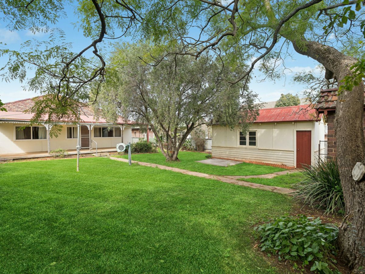 151 Loftus Street, Temora - image 3