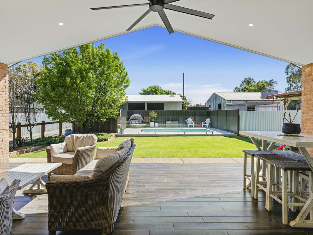 107 Kitchener Road, Temora - image 3