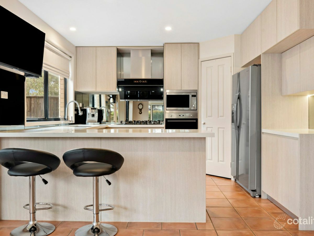 328 Somerville Road, Hornsby Heights - image 2