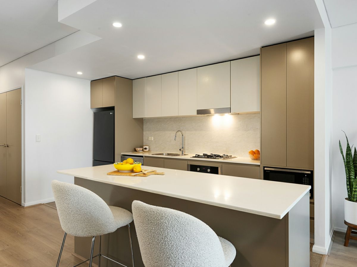 428/10 Hezlett Road, North Kellyville - image 2