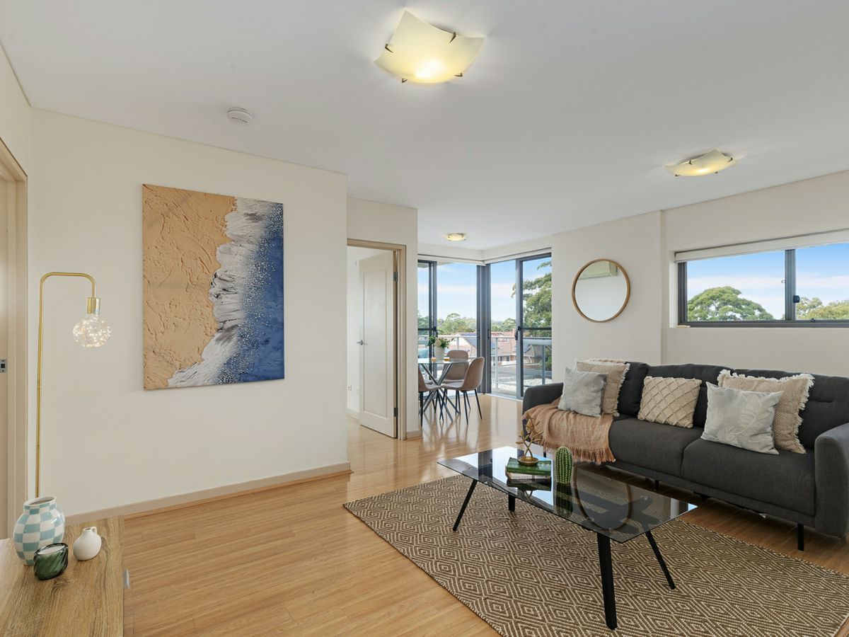 19/93 Pacific Highway, Hornsby - image 1