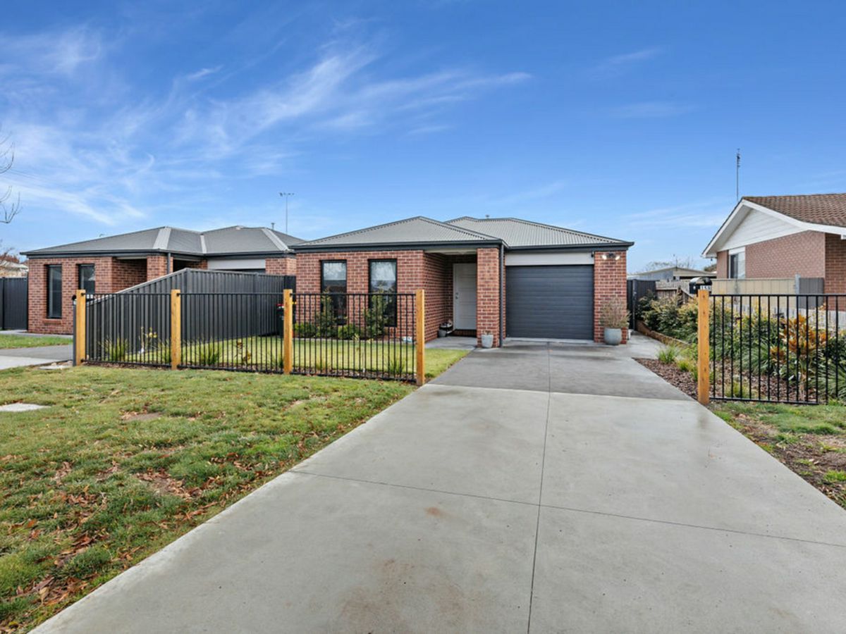 15B Cowie Street, Ballan - image 1