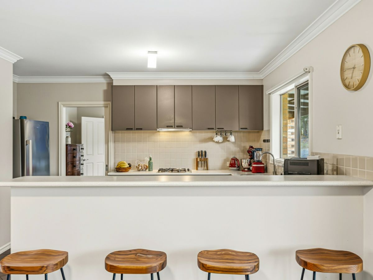 20 Old Cartons Lane, Gordon - image 3