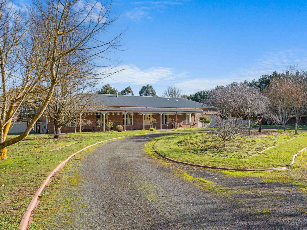 19 Hicks Lane, Ballan - image 2