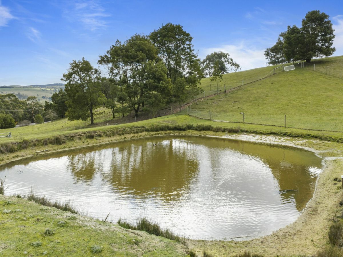 131 Greendale-Myrniong Road, Greendale - image 3