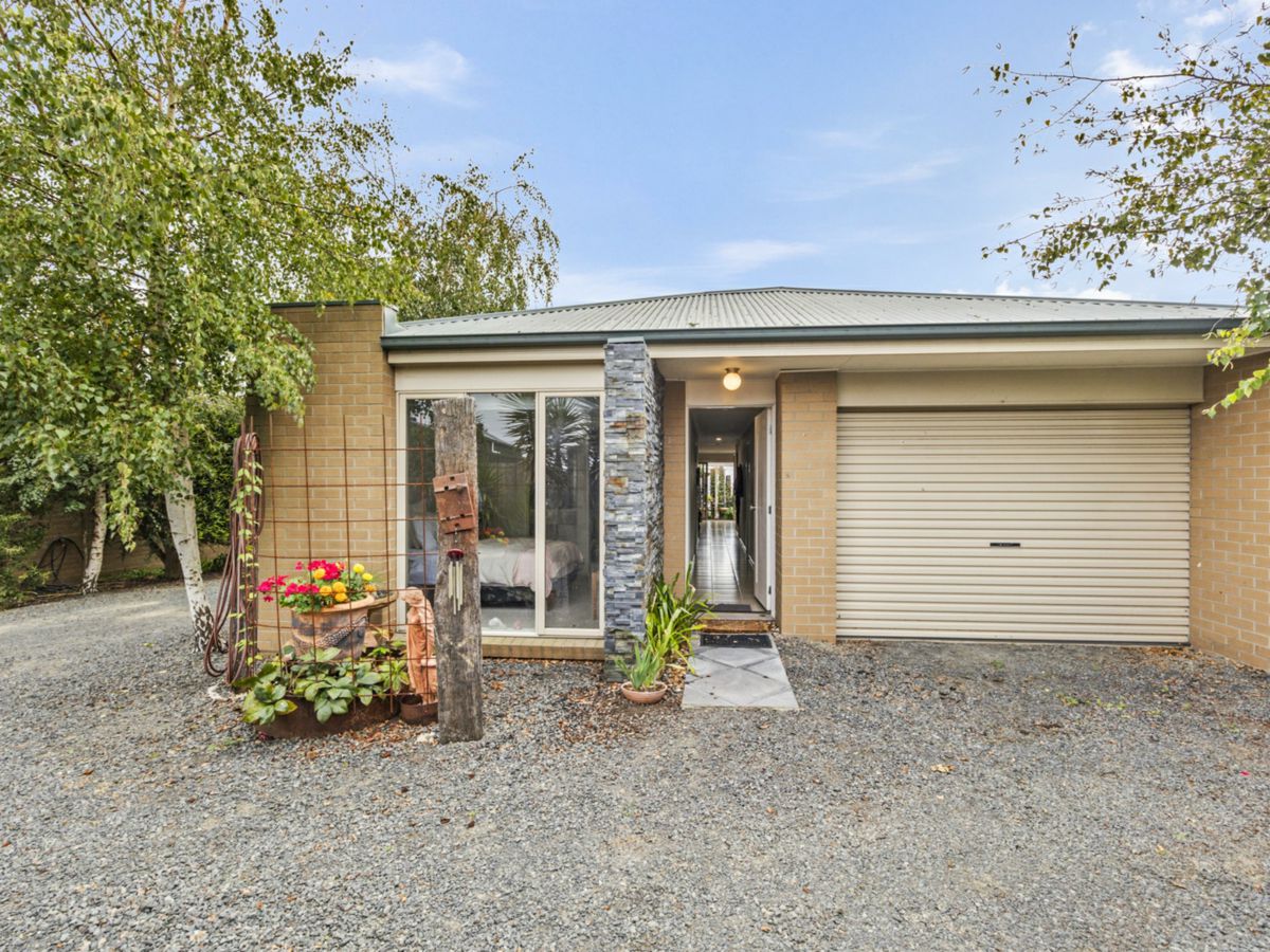 3/189 Inglis Street, Ballan - image 1