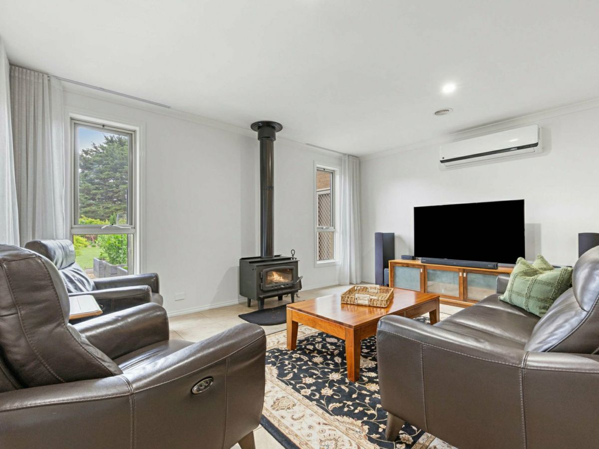 8A Flack Street, Ballan - image 2