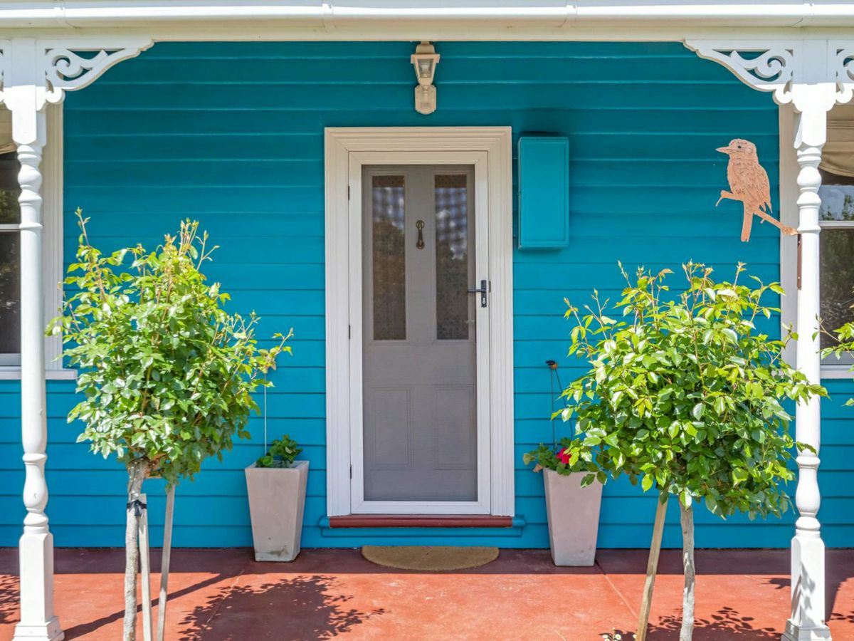 83 Simpson Street, Ballan - image 2
