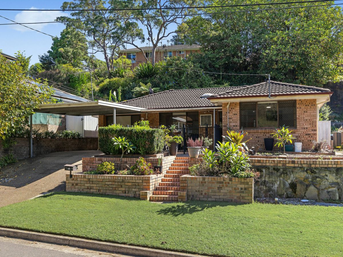 49 Dobell Road, Engadine - image 1