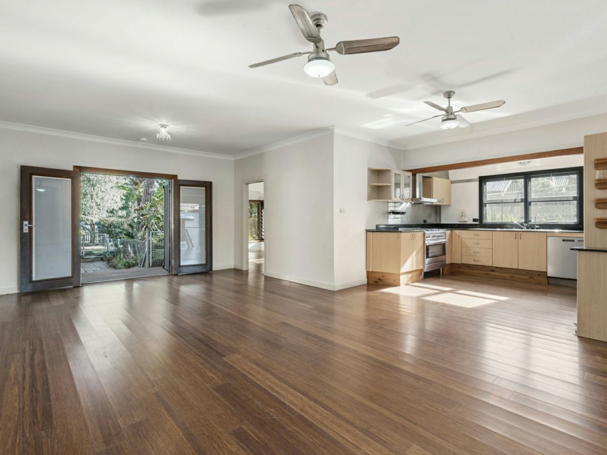 118 Wilson Parade, Heathcote - image 3