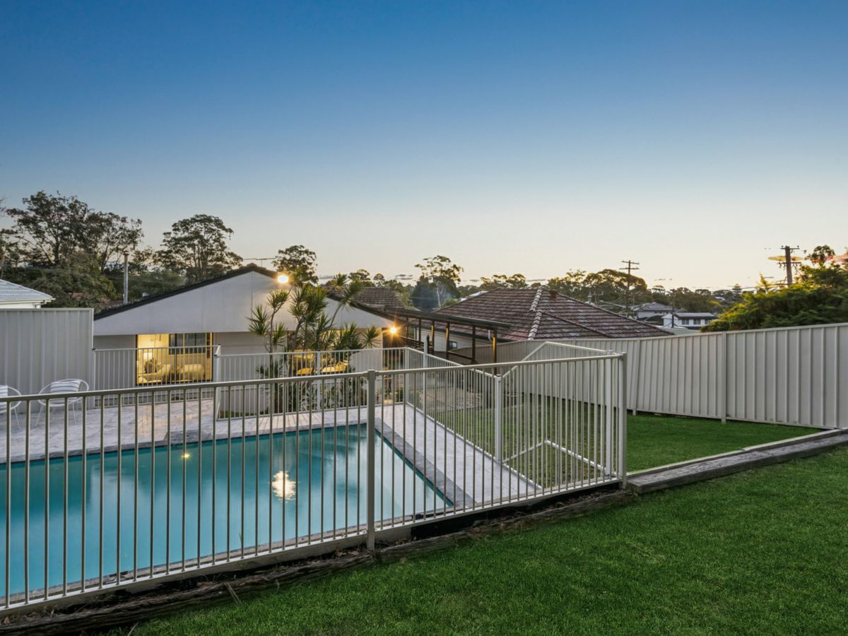 74 Wollybutt Road, Engadine - image 1