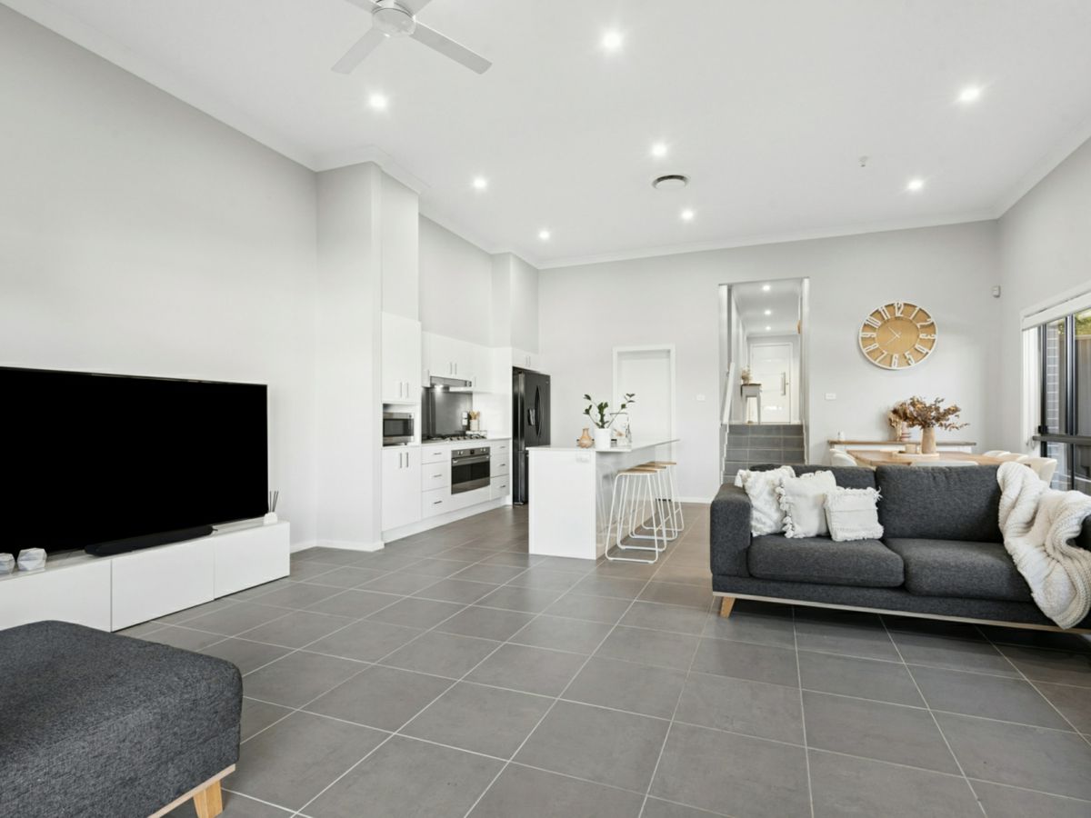 1187B Old Princes Highway, Engadine - image 2