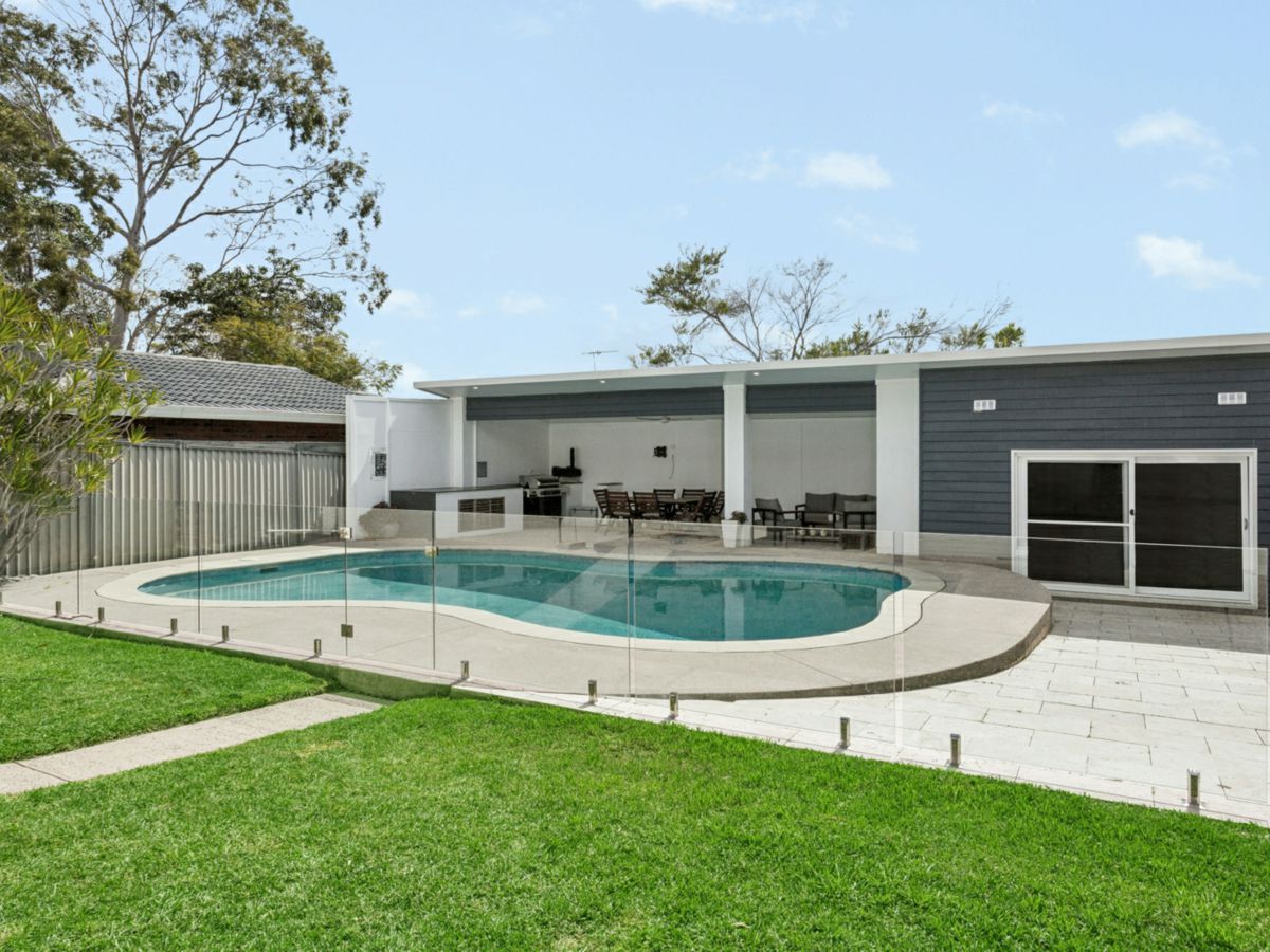 113 Kingswood Road, Engadine - image 1