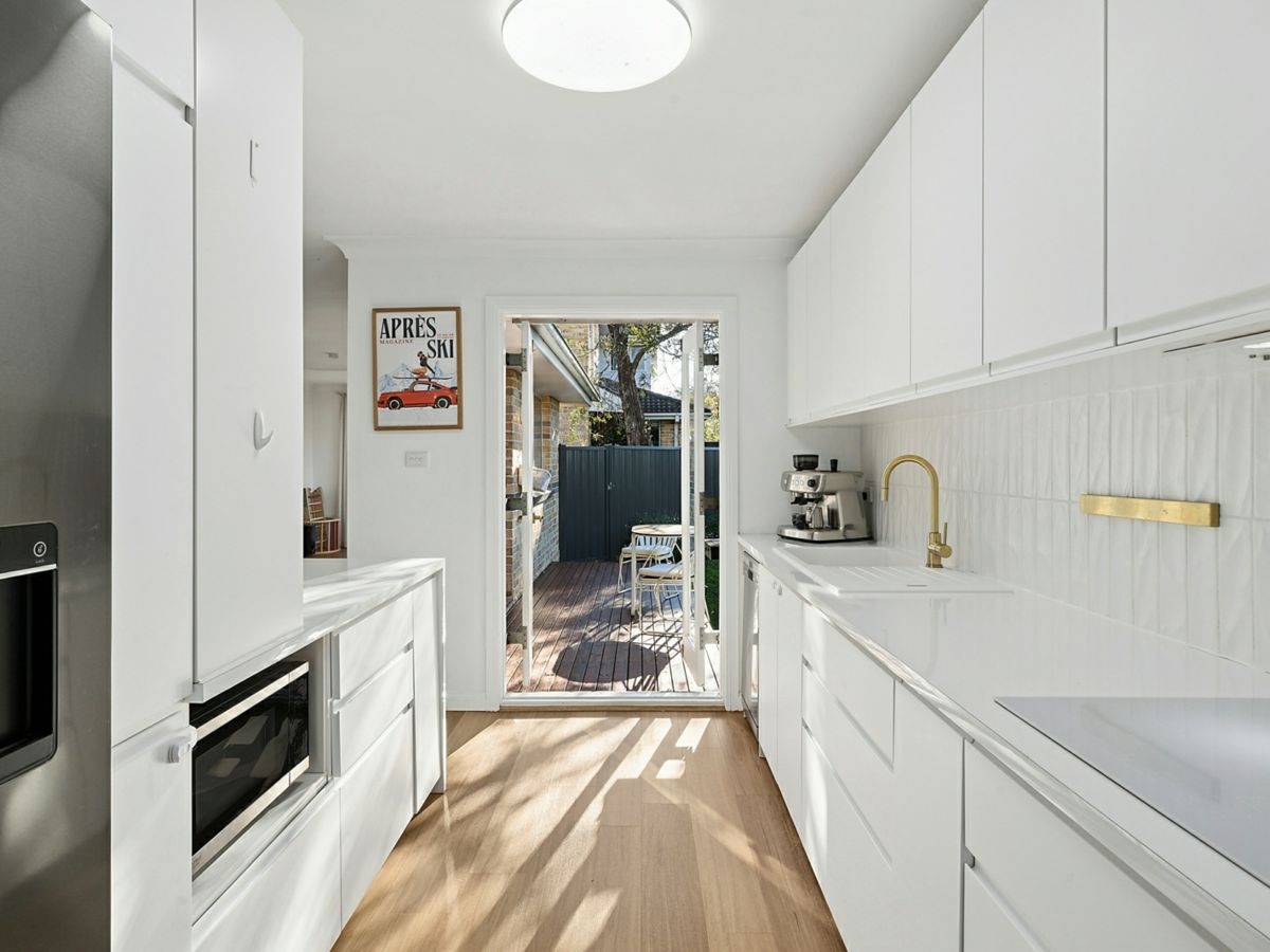 2/11 Vesta Street, Sutherland - image 3