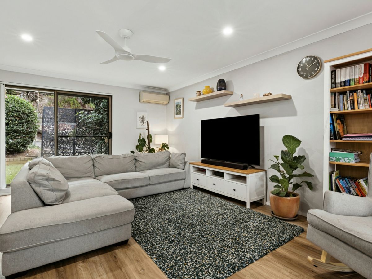 23/24 Toronto Parade, Sutherland - image 1