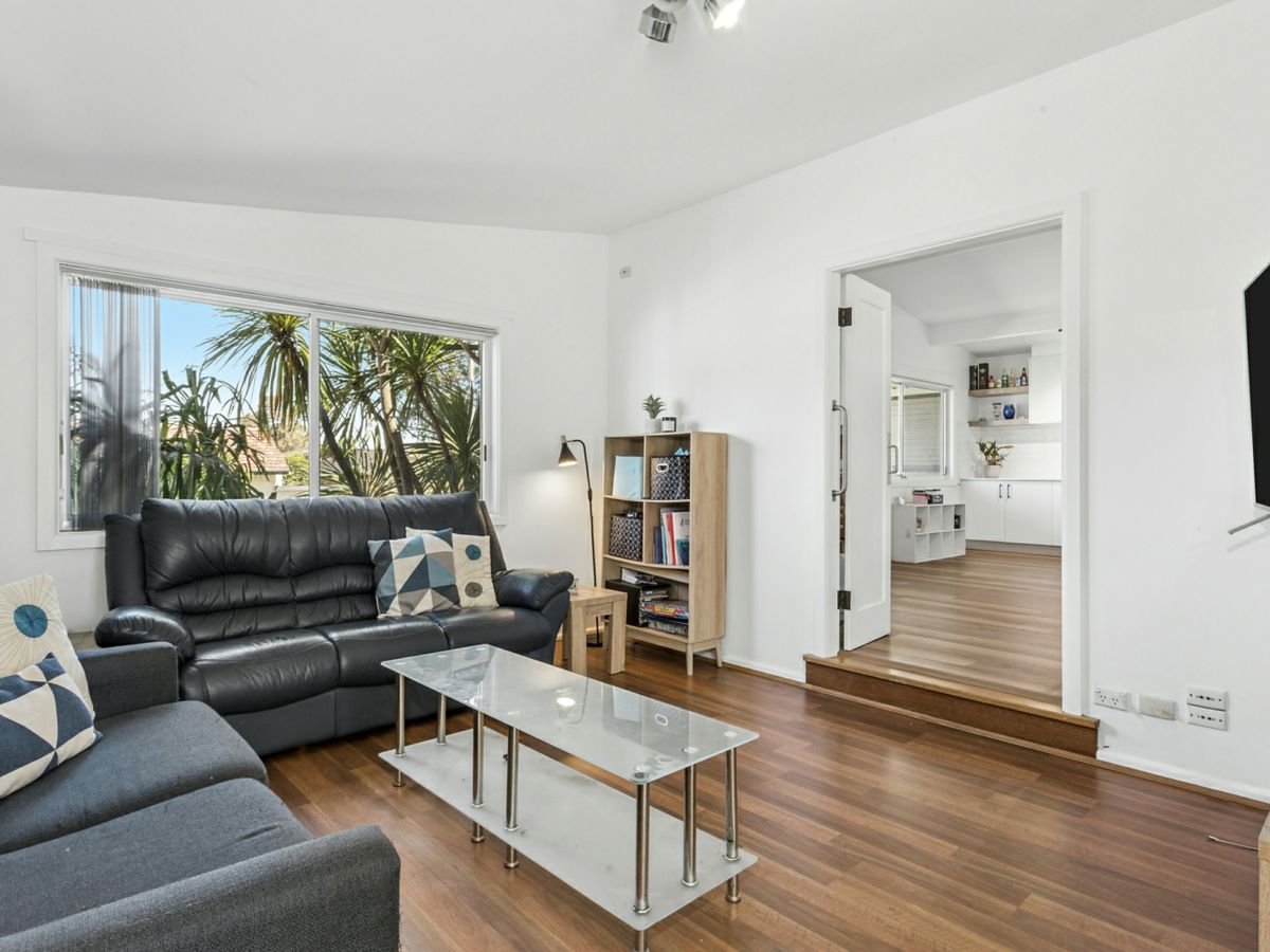 20 Nirimba Crescent, Heathcote - image 2