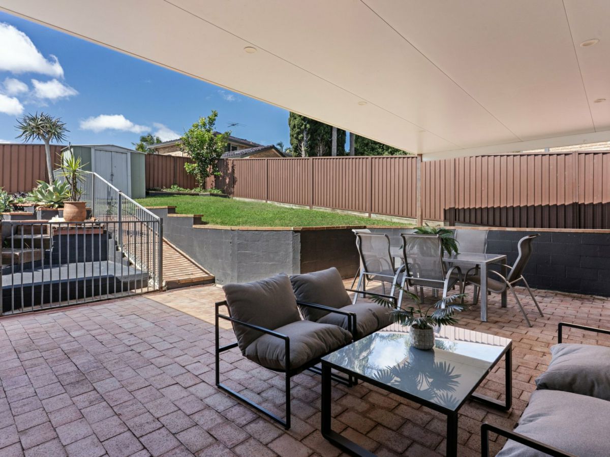 15 Spoonbill Avenue, Woronora Heights - image 1