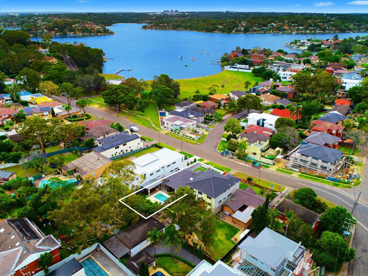 142 Kyle Parade, Kyle Bay - image 1