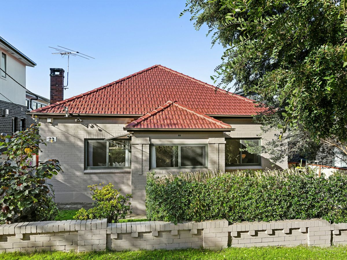 22 Cronulla Street, CARLTON
