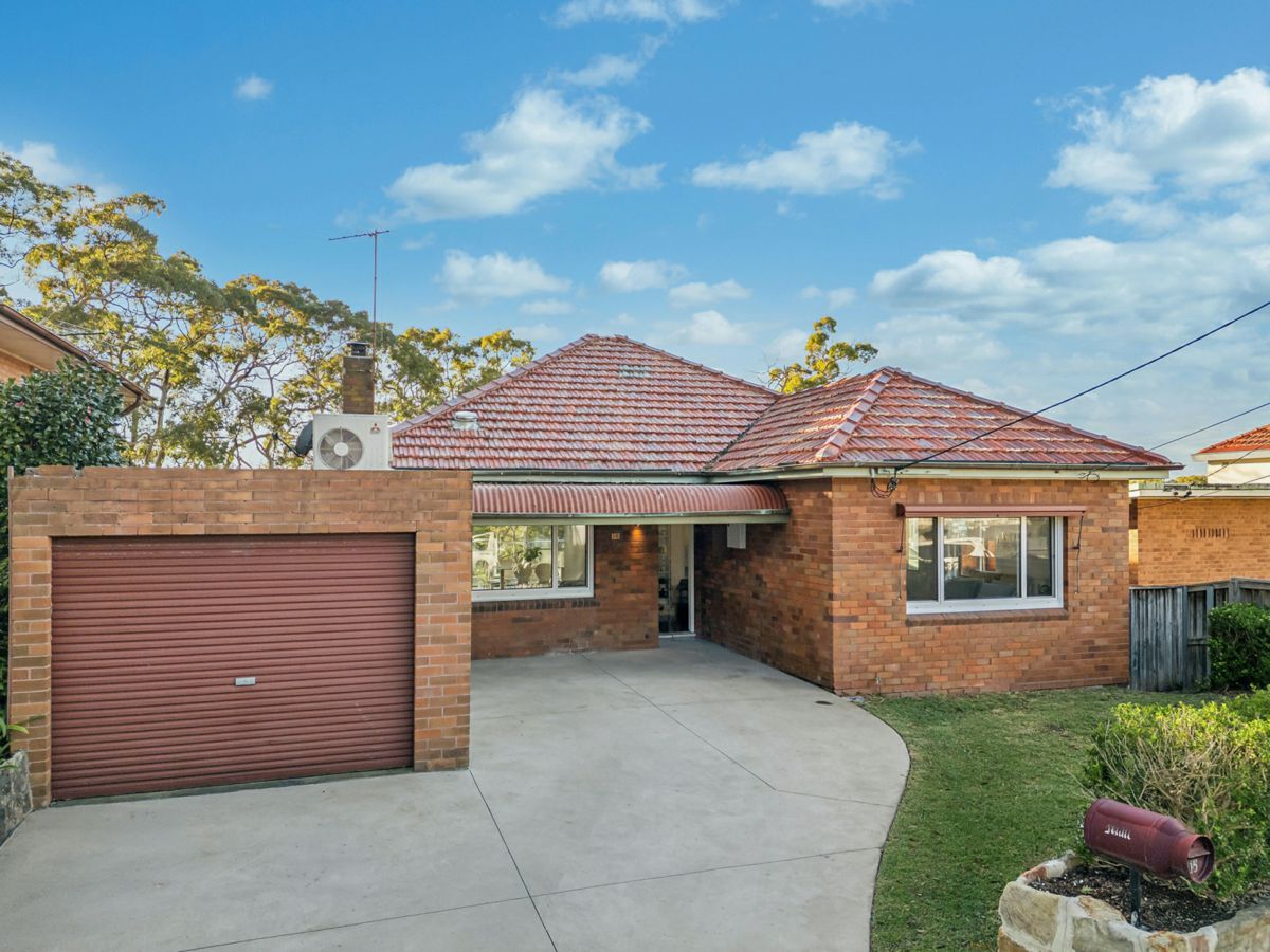 15 Marine Drive, Oatley - image 2