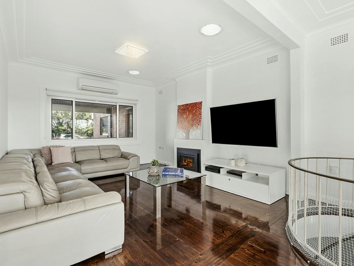 15 Marine Drive, Oatley - image 3