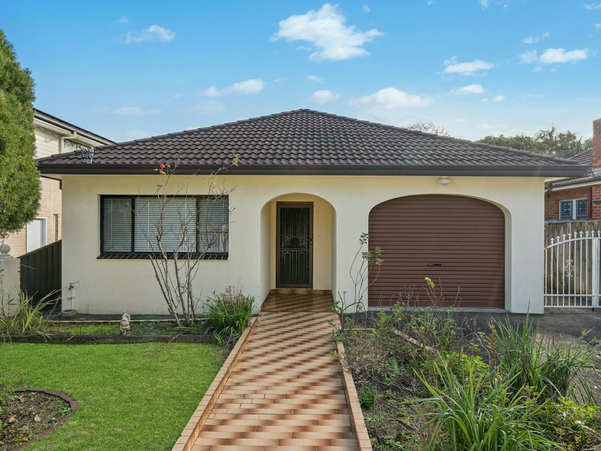 48 Mulga Road, Oatley - image 1