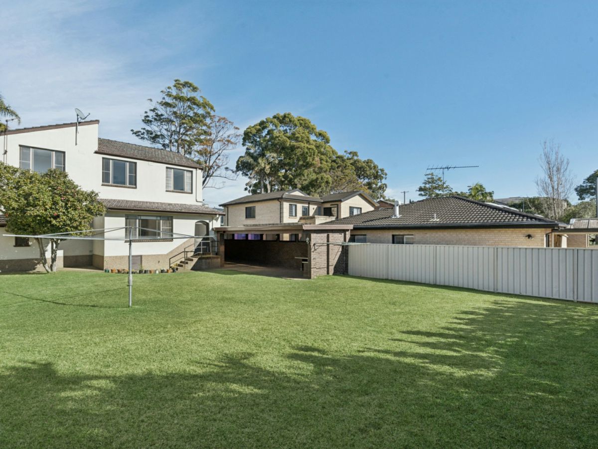 10 Taronga Street, Hurstville - image 1